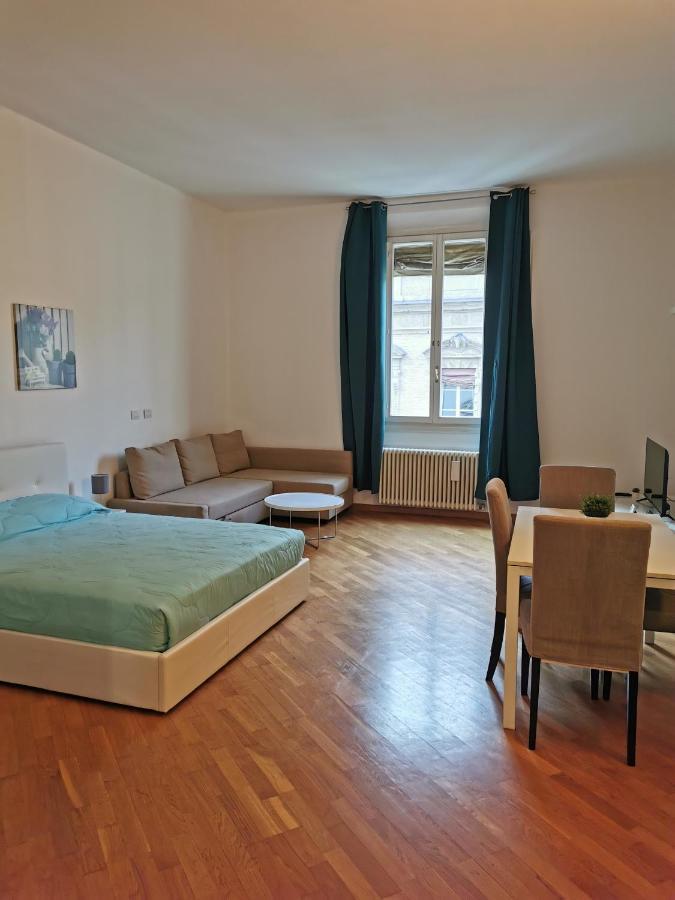 Apartament Residenza Piazza Santo Stefano Bolonia Zewnętrze zdjęcie