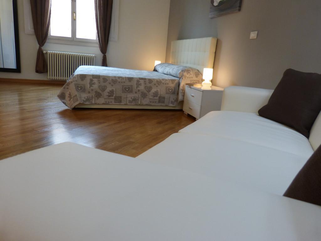 Apartament Residenza Piazza Santo Stefano Bolonia Zewnętrze zdjęcie