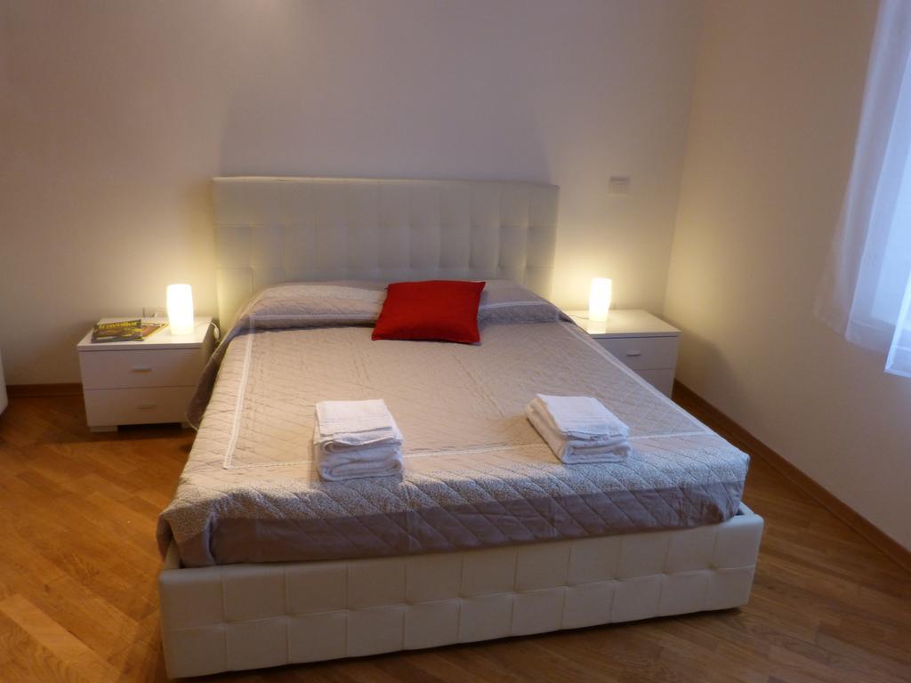 Apartament Residenza Piazza Santo Stefano Bolonia Zewnętrze zdjęcie